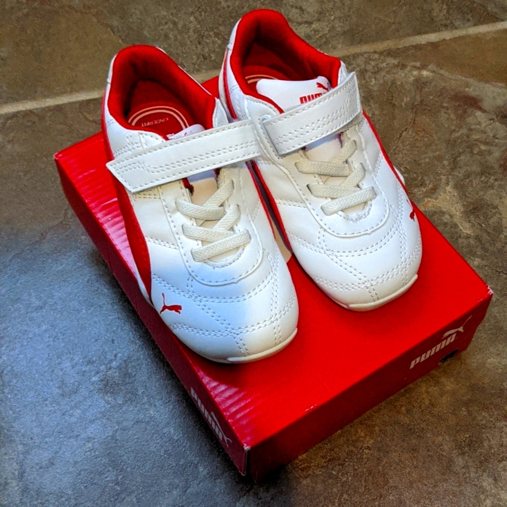 Toddler Puma shoes size 9c